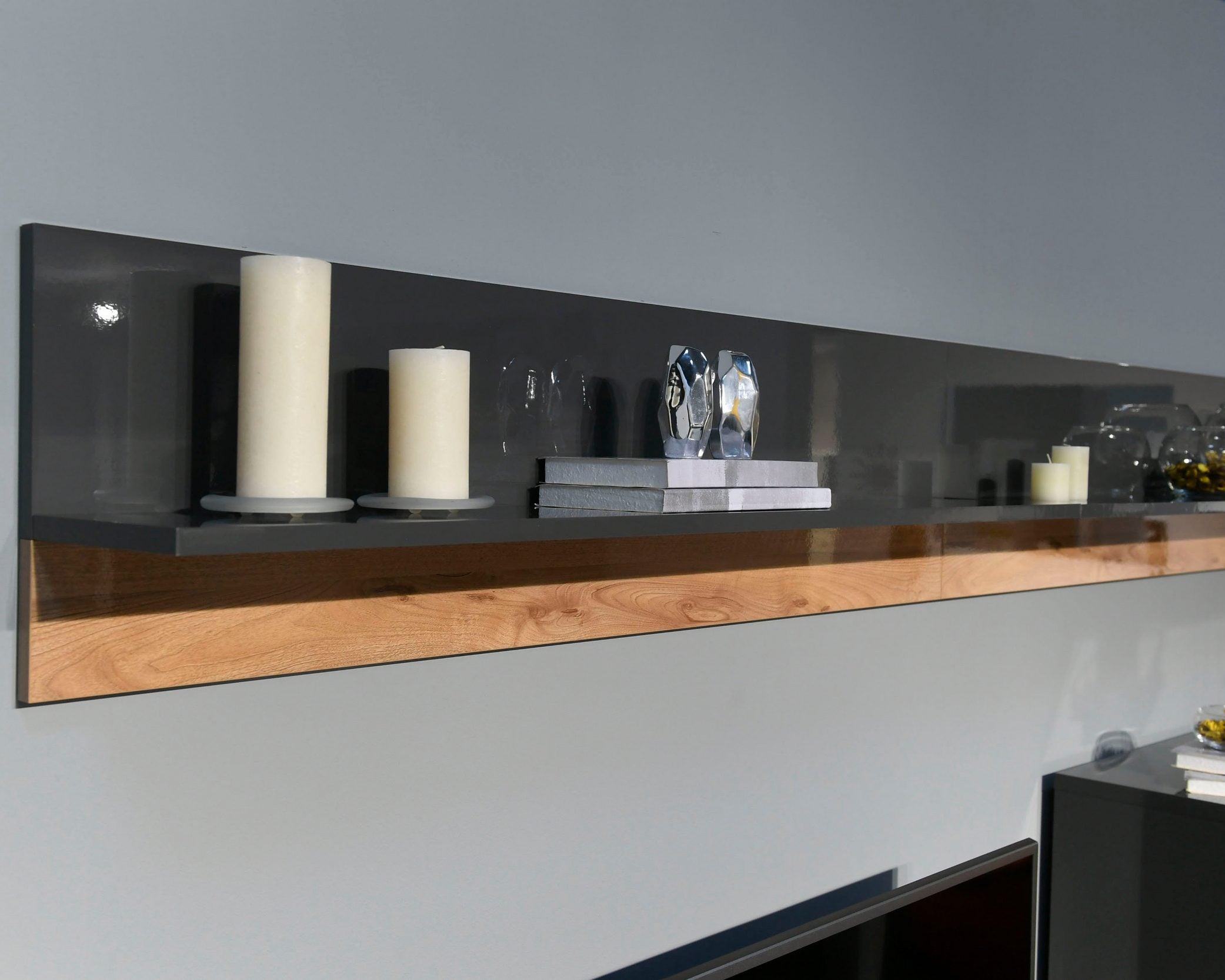 Poliță de perete Onyx Places of Style, antracit / nuc lucios, 128 cm Arboteca