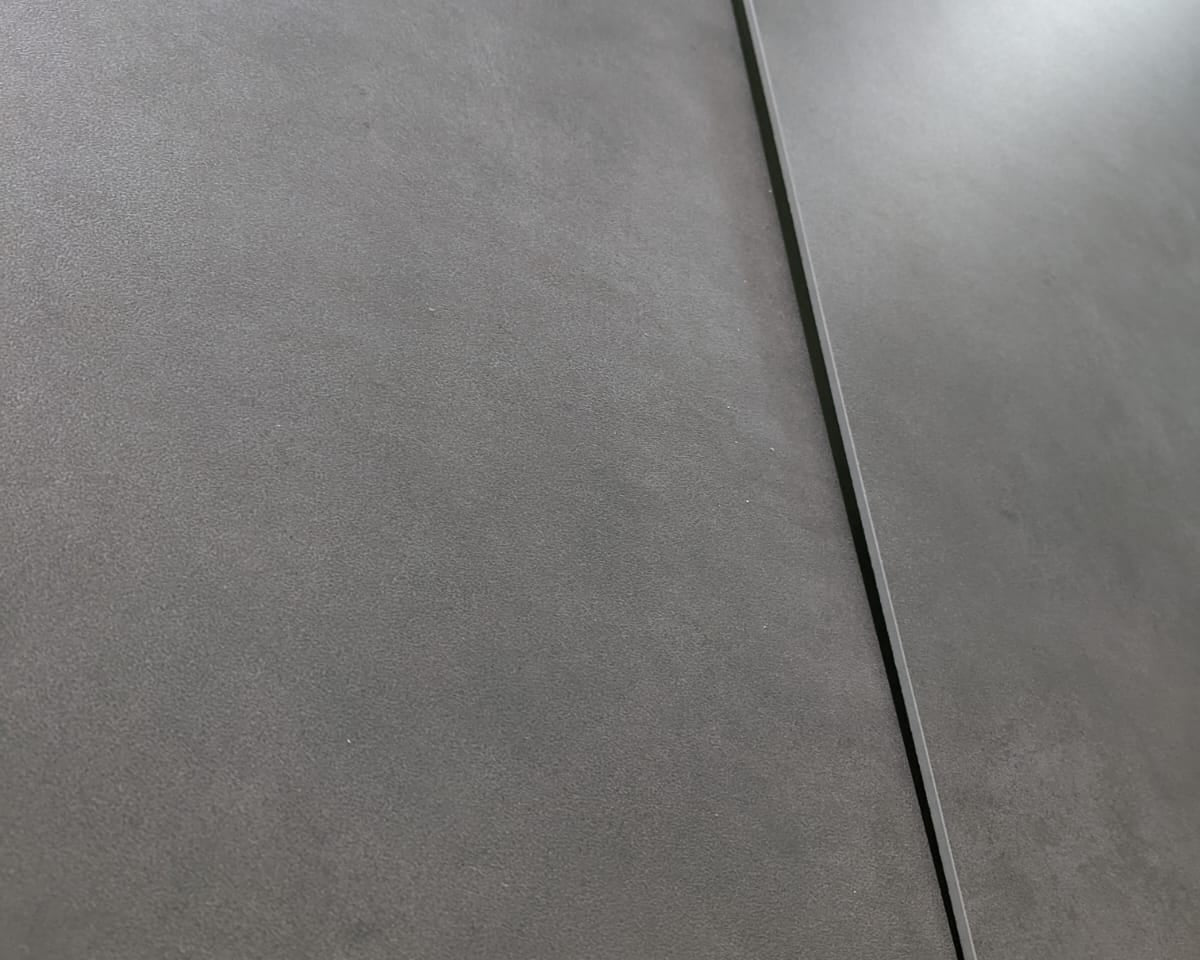 Masă extensibilă Nagano 160–240 cm, blat ceramic antracit Arboteca