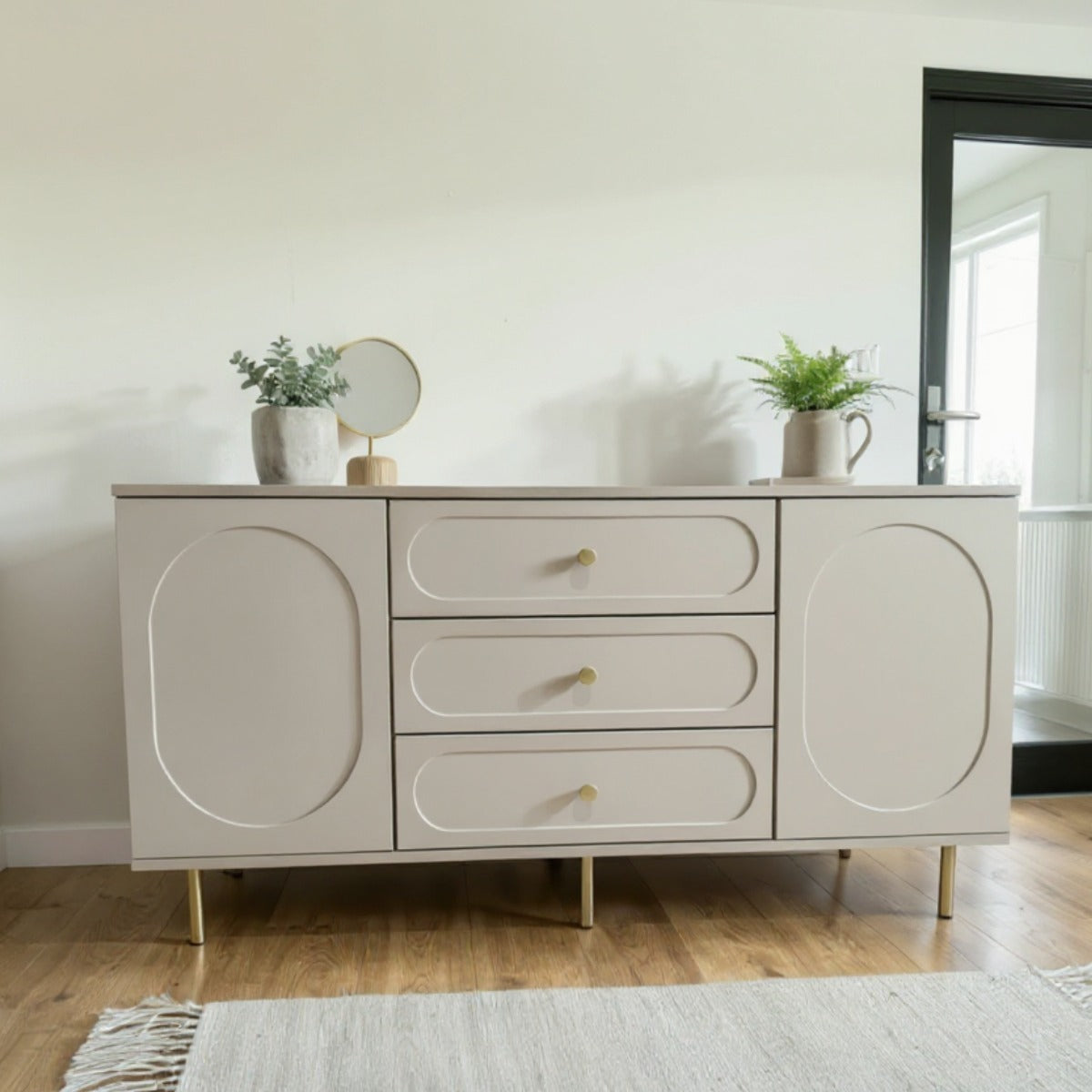 Comodă CORTONA casmir bazalt cu 3 sertare și 2 uși, MDF frezat oval vopsit, 150x40x80 cm Arboteca