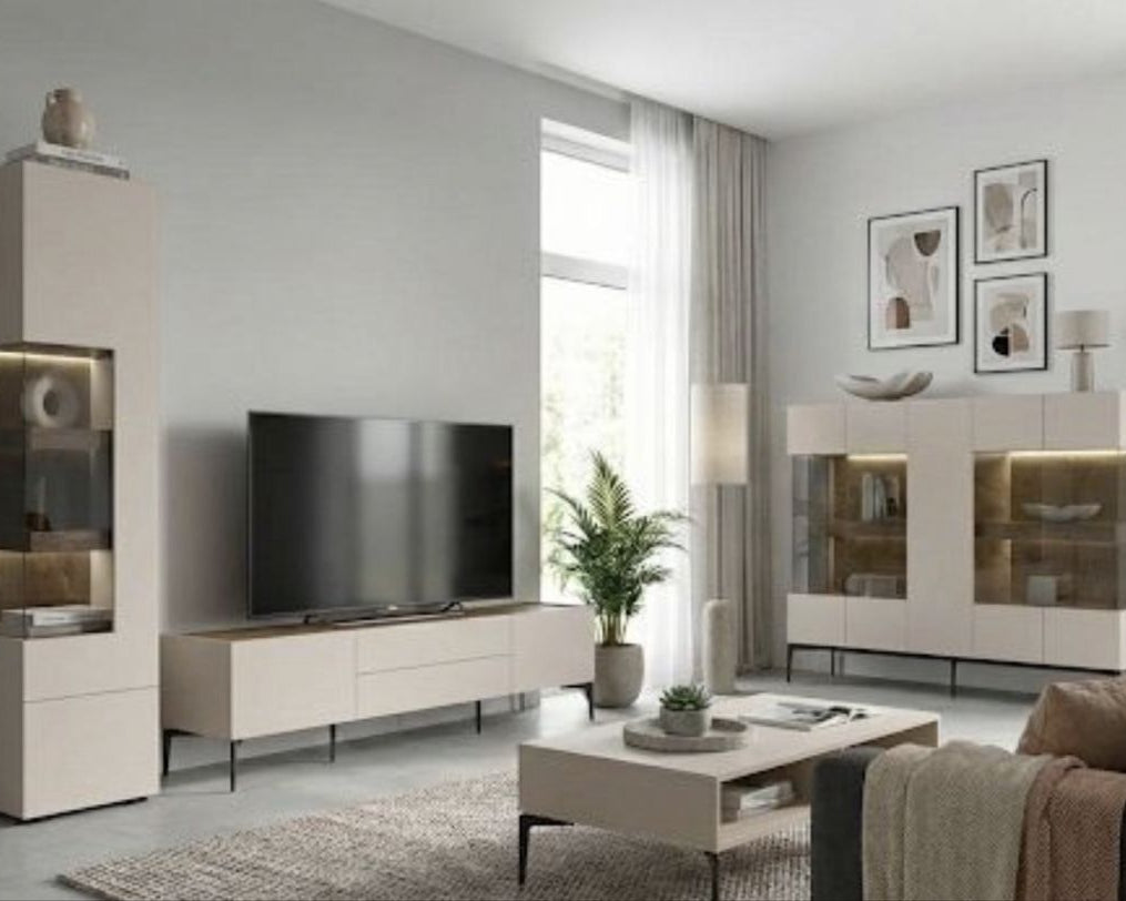 Set living cu fronturi din MDF vopsit – comodă TV și două vitrine Arboteca