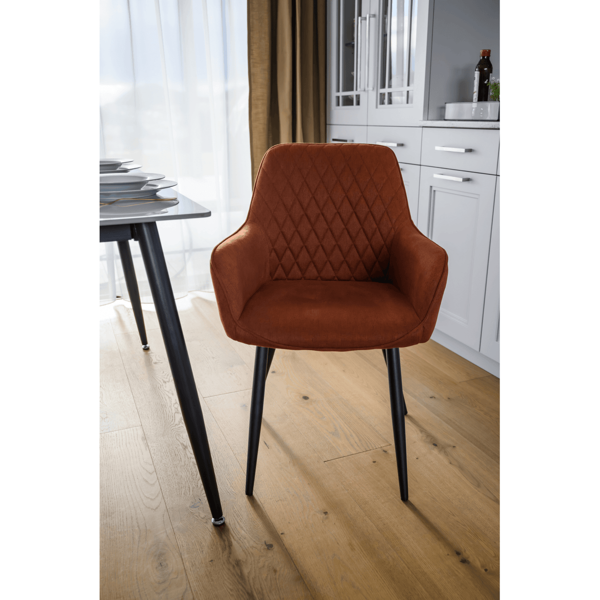 Scaun de design KOMOTINI, maro/negru, 55.5x58.5x83.5 cm Kondela