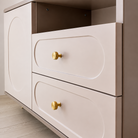 Comodă CORTONA cașmir bazalt cu 1 ușă și 2 sertare, MDF frezat oval vopsit, 105x40x80 cm Arboteca