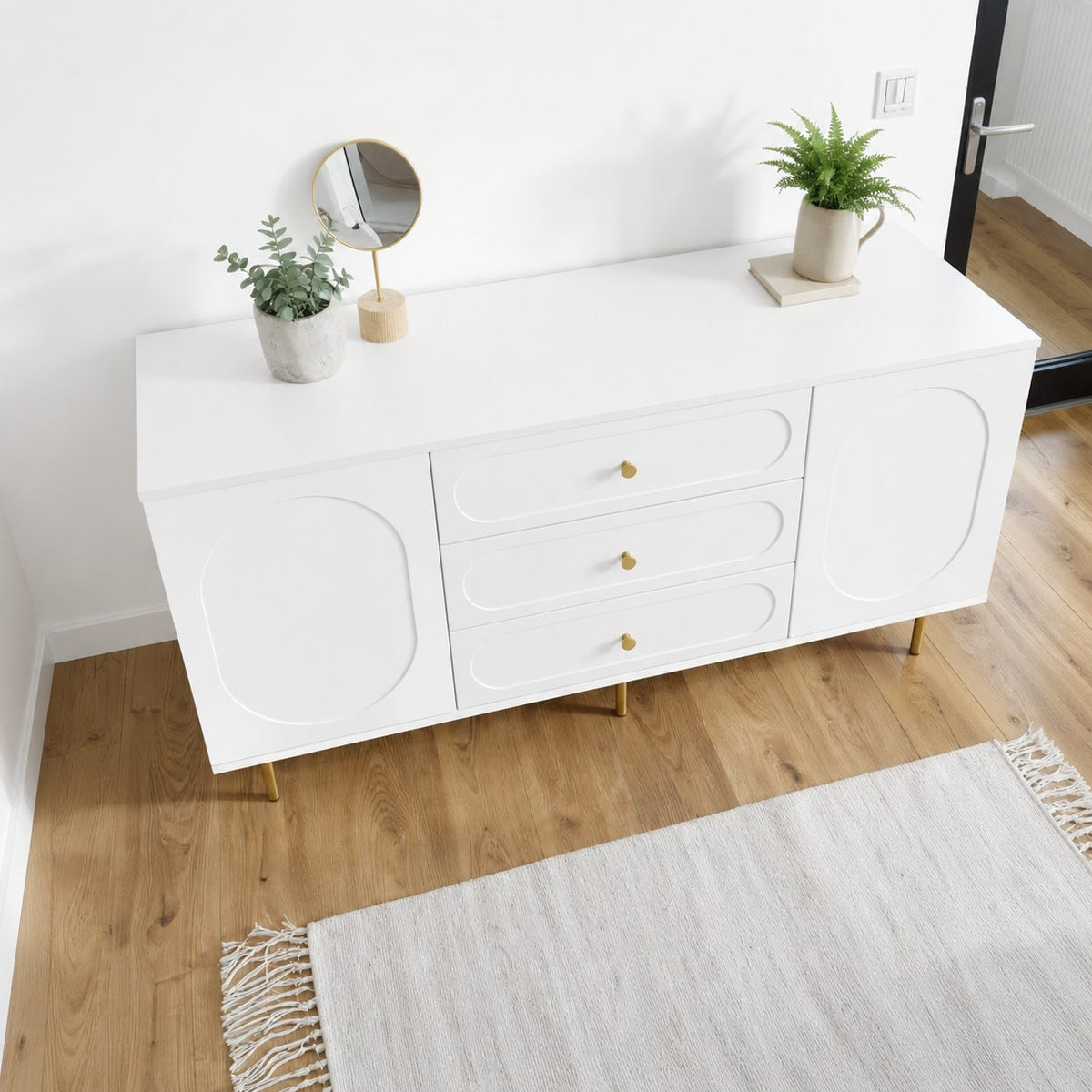 Comodă CORTONA albă cu 3 sertare și 2 uși, MDF frezat oval vopsit, 150x40x80 cm Arboteca