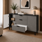 Comodă MARATEA cu corp negru, 3 sertare și 2 uși, fronturi MDF mat cu aspect de piatră, 150x40x80 cm Arboteca