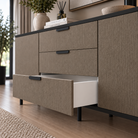 Comodă MENORCA cu corp negru, 3 sertare și 2 uși, fronturi MDF maro cu textură liniară, 150x40x80 cm Arboteca