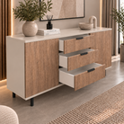 Comodă VERNAZZA cu corp cașmir deschis, 3 sertare și 2 uși, fronturi MDF decor stejar, 150x40x80 cm Arboteca