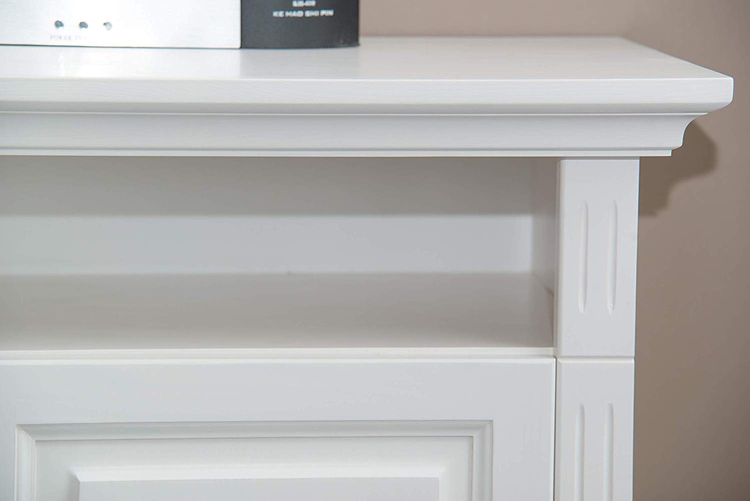 Comoda TV Amelie , Lemn masiv, 137x45x65cm, Alb Arboteca