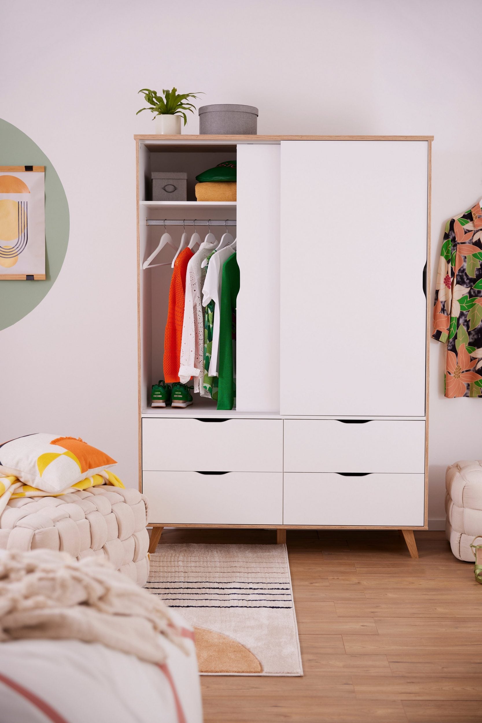 Dulap cu usi glisante si sertare Vankka , 140 cm latime Arboteca