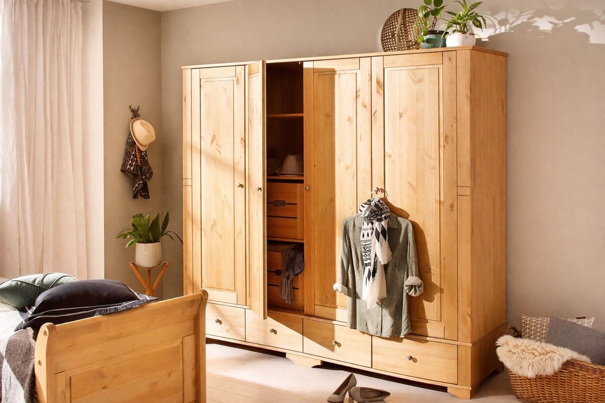 Dulap din lemn masiv de pin, 203 × 206 cm Arboteca
